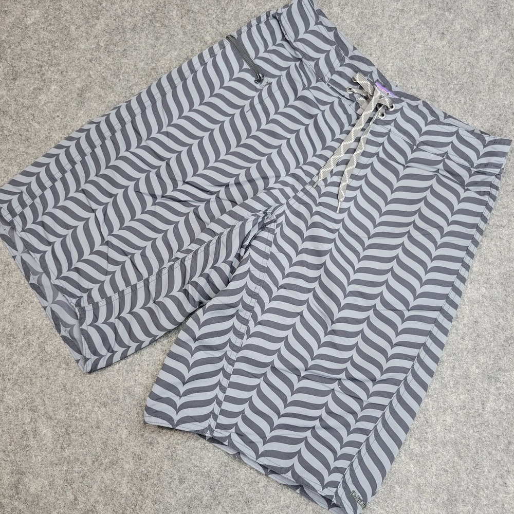 Patagonia Board Shorts Mens 28 Gray Wave Print Outdoor Surf Nylon Beach Vacation
